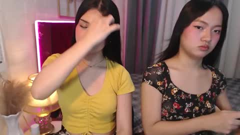 Snapshot of hoelymolly chatting on March 28, 2026, 5:12 pm hoelymolly online show from March 28, 2026, 5:12 pm