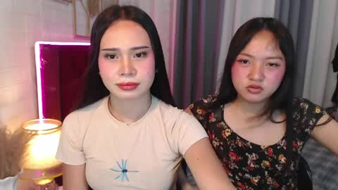 Snapshot of hoelymolly chatting on April 6, 2026, 6:09 pm hoelymolly online show from April 6, 2026, 6:09 pm