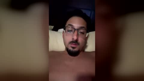 hoeskii online show from July 18, 2026, 1:10 am