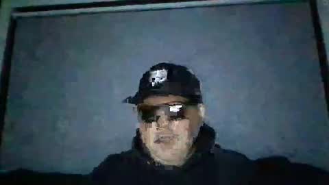 holden_minutz online show from May 20, 2026, 6:19 am