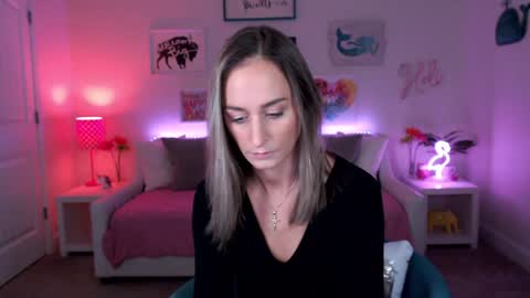 Snapshot of holihurricane chatting on October 7, 2025, 2:09 am Holi Hurricane online show from October 7, 2025, 2:09 am