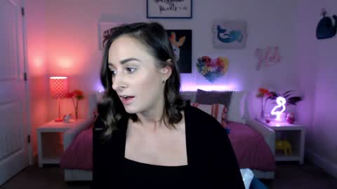 Holi Hurricane online show from February 7, 2026, 5:00 am