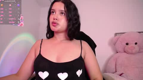 Snapshot of holly_16 chatting on September 12, 2025, 2:11 am holly_16 online show from September 12, 2025, 2:11 am