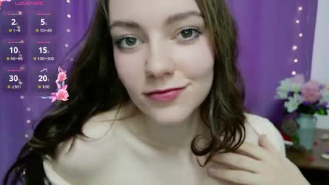 Lana online show from April 14, 2026, 1:28 pm