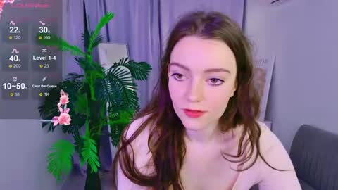 Snapshot of holly_kittenss chatting on June 12, 2026, 1:10 pm Lana online show from June 12, 2026, 1:10 pm