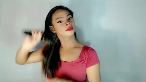 Snapshot of holly_sugar20 chatting on April 12, 2026, 6:29 am Mika Duhay Velat online show from April 12, 2026, 6:29 am