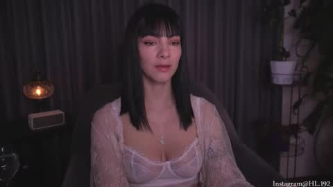 Holly Linder online show from February 11, 2026, 12:48 am