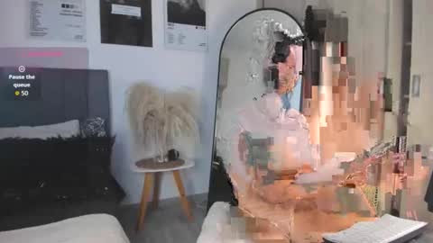 Snapshot of hollyprincess_2 chatting on February 23, 2026, 2:20 am holly princess mermaid online show from February 23, 2026, 2:20 am