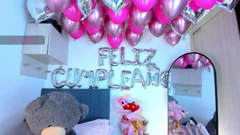  holly princess mermaid  online show from May 31, 2026, 4:53 am