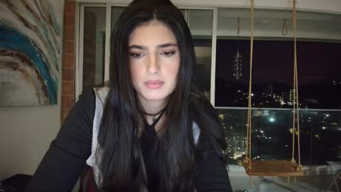 hollyshit_ online show from March 17, 2026, 11:52 pm