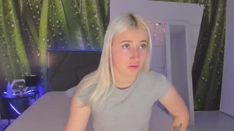 HollyTaillor online show from February 23, 2026, 6:22 am