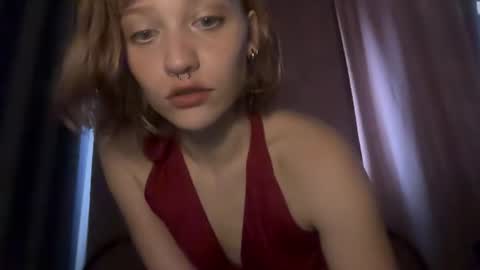 hollyyypoly online show from July 2, 2026, 12:00 pm