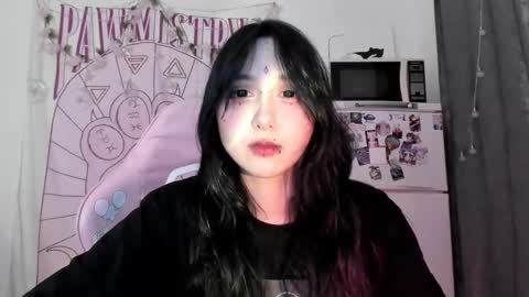 Ho Lee Sheet online show from February 18, 2026, 7:10 pm