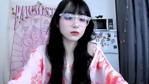 Snapshot of holy420loly chatting on June 10, 2026, 5:34 pm Ho Lee Sheet online show from June 10, 2026, 5:34 pm