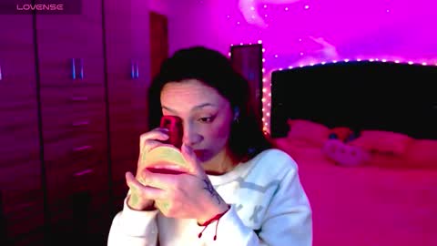 Juli online show from November 21, 2025, 5:50 am