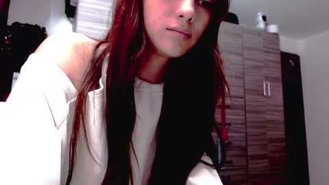 Juli online show from February 9, 2026, 3:10 am