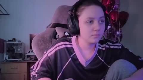 Kviki online show from February 27, 2026, 2:55 am