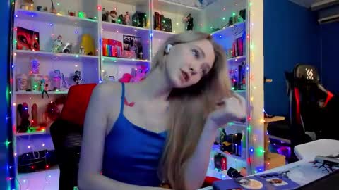 Rumi online show from December 16, 2025, 9:25 am