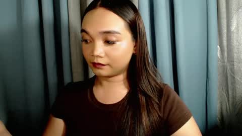Bella online show from July 19, 2026, 8:01 pm