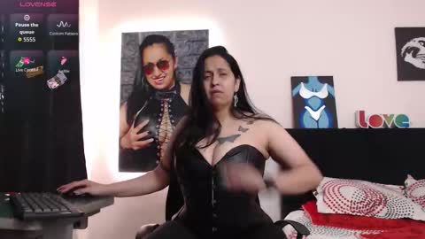 Snapshot of holydeath_1 chatting on October 25, 2025, 10:59 pm Milena online show from October 25, 2025, 10:59 pm