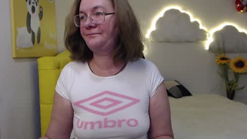 holymilfa online show from February 8, 2025, 5:18 pm