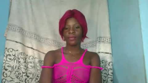 Queen online show from April 5, 2026, 7:49 am