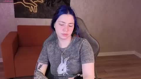 Honey online show from June 14, 2026, 1:36 am