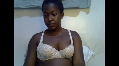 honey_dropp1 online show from May 18, 2026, 9:20 pm