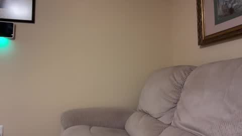 honey_man14 online show from February 10, 2026, 4:16 am