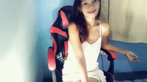 honey_mollyxx online show from March 25, 2026, 11:22 pm