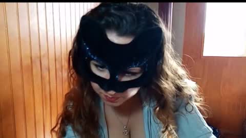 Honey purrr online show from September 17, 2025, 4:19 pm