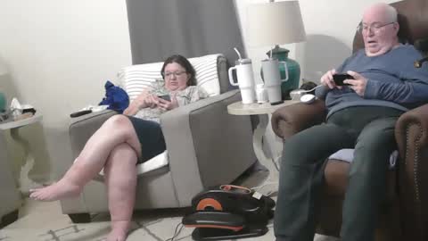 Honey online show from March 6, 2025, 10:15 pm