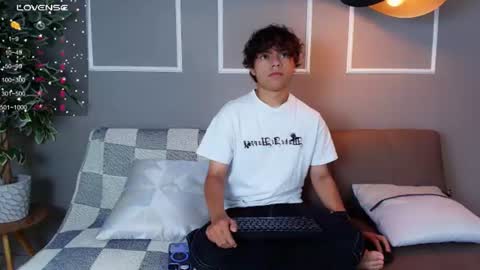 honeymoon_sariel online show from July 10, 2026, 12:41 pm