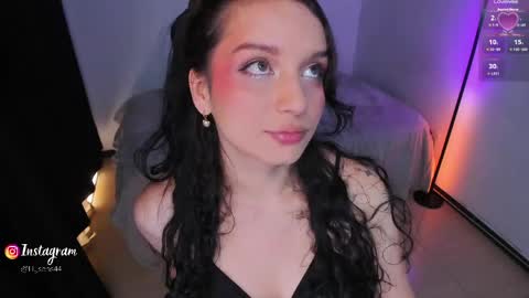 Snapshot of honeymoontea chatting on May 12, 2026, 12:30 am online show from May 12, 2026, 12:30 am