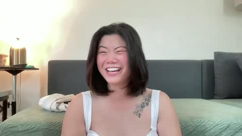 HoneySunshineNeko online show from July 7, 2026, 3:16 pm