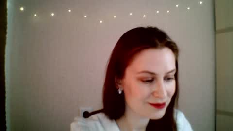 honeyy_bun online show from April 23, 2026, 9:41 am