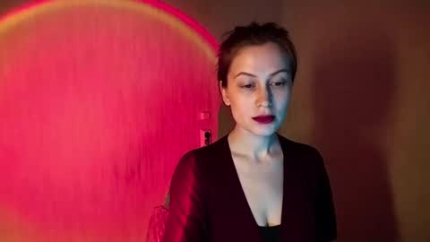 honeyy_bun online show from May 3, 2026, 6:47 pm