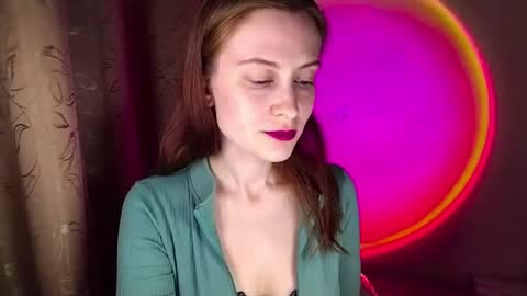 honeyy_bun online show from May 7, 2026, 7:52 pm