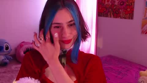 Snapshot of honeyypeaach chatting on December 23, 2024, 7:52 pm    online show from December 23, 2024, 7:52 pm