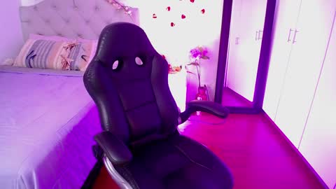 hope11x online show from April 10, 2026, 8:02 pm