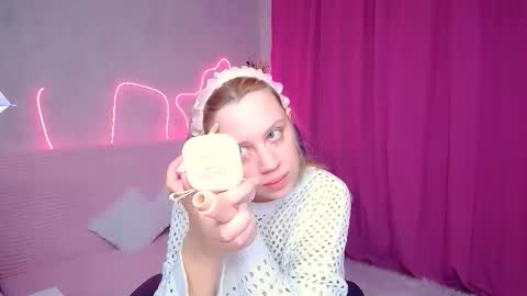 Snapshot of hope_happyyy chatting on November 9, 2025, 1:15 am hope happyyy online show from November 9, 2025, 1:15 am