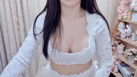 Rina online show from April 8, 2026, 1:22 pm