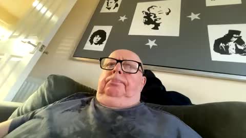 Cum suck Me off online show from April 2, 2026, 7:39 am