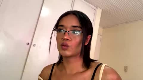 horny_brii online show from March 18, 2026, 3:37 pm