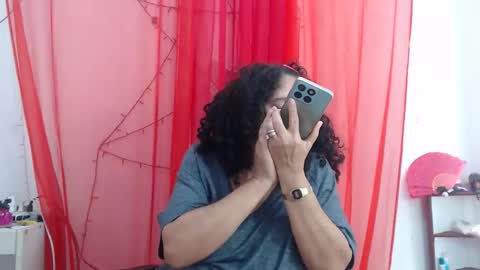 Snapshot of horny_mommy17 chatting on March 24, 2026, 6:02 pm armina online show from March 24, 2026, 6:02 pm