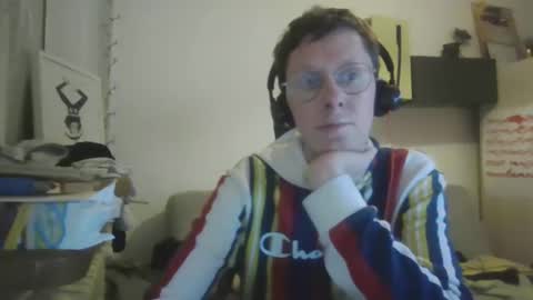 horny_pole online show from December 3, 2024, 2:47 am