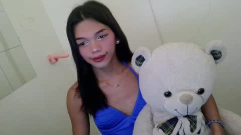 Rhiana online show from May 22, 2026, 3:35 am