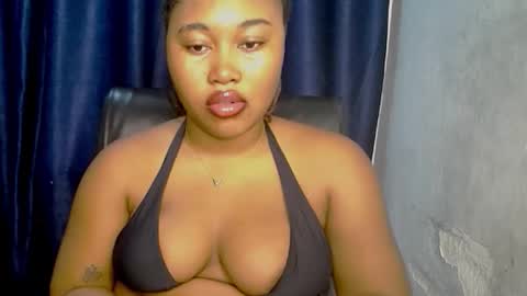 Miss Zanele online show from November 23, 2025, 12:38 pm