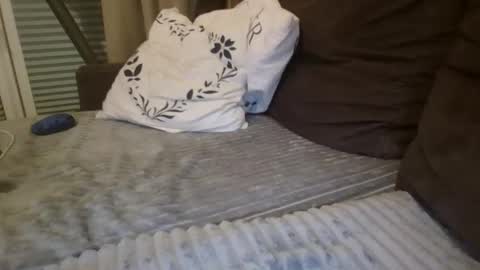 Snapshot of hornybisexcouple chatting on September 20, 2025, 11:17 pm hornybisexcouple online show from September 20, 2025, 11:17 pm