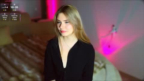 Snapshot of hornycharisma chatting on February 25, 2026, 4:49 pm Jolly online show from February 25, 2026, 4:49 pm